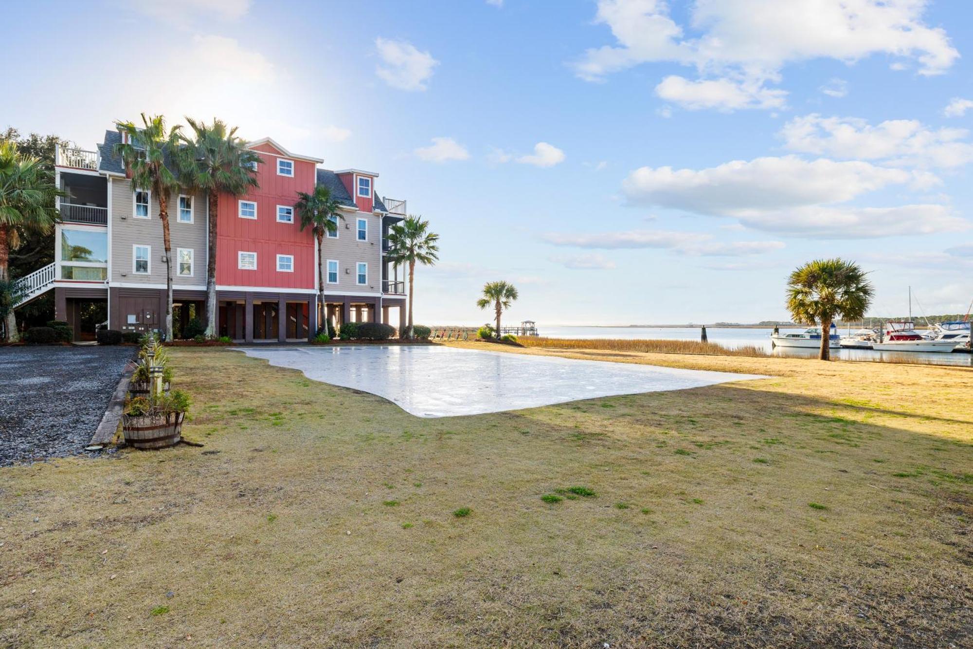 Regatta Inn - Adults Only Folly Beach Esterno foto